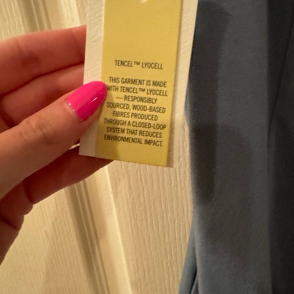 Aritzia Wilfred Women's Flute Top in Blue Medium NWT - Picture 9 of 11